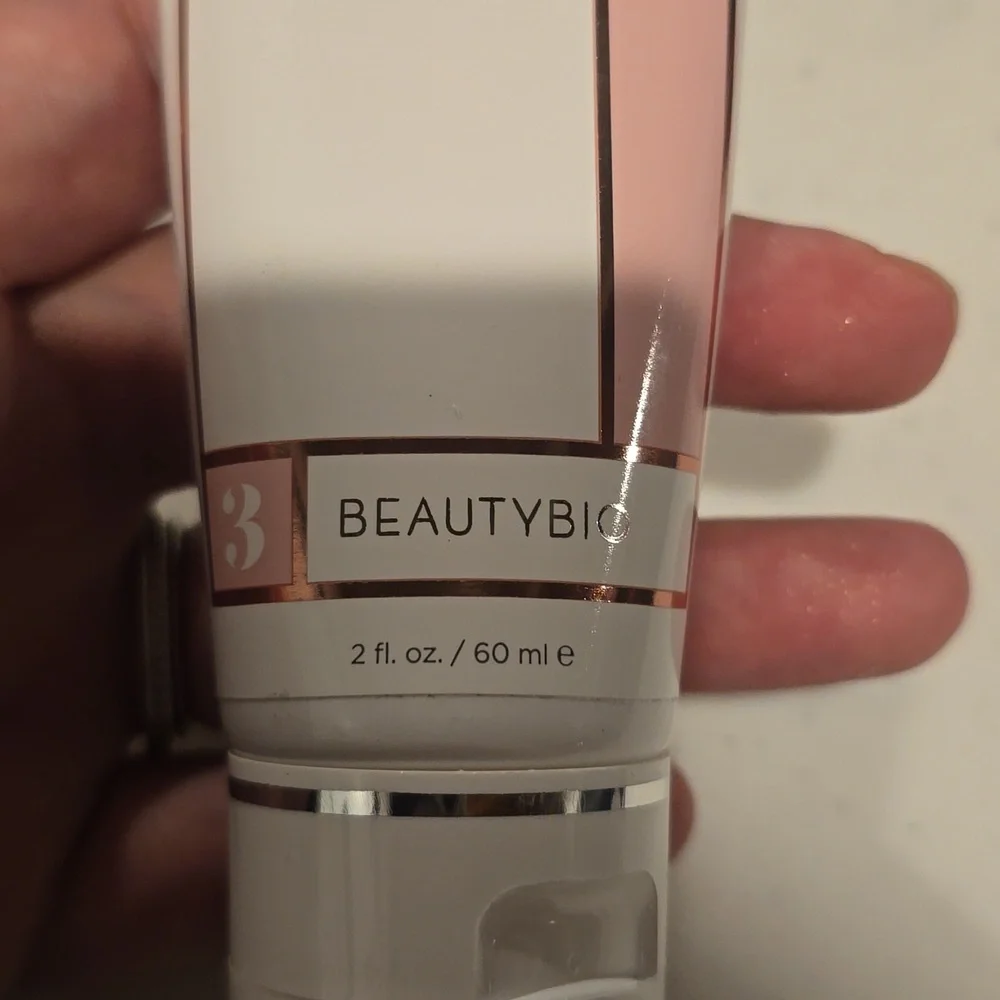 BeautyBio Hydrating HyperVitamin Cream - Picture 2 of 4